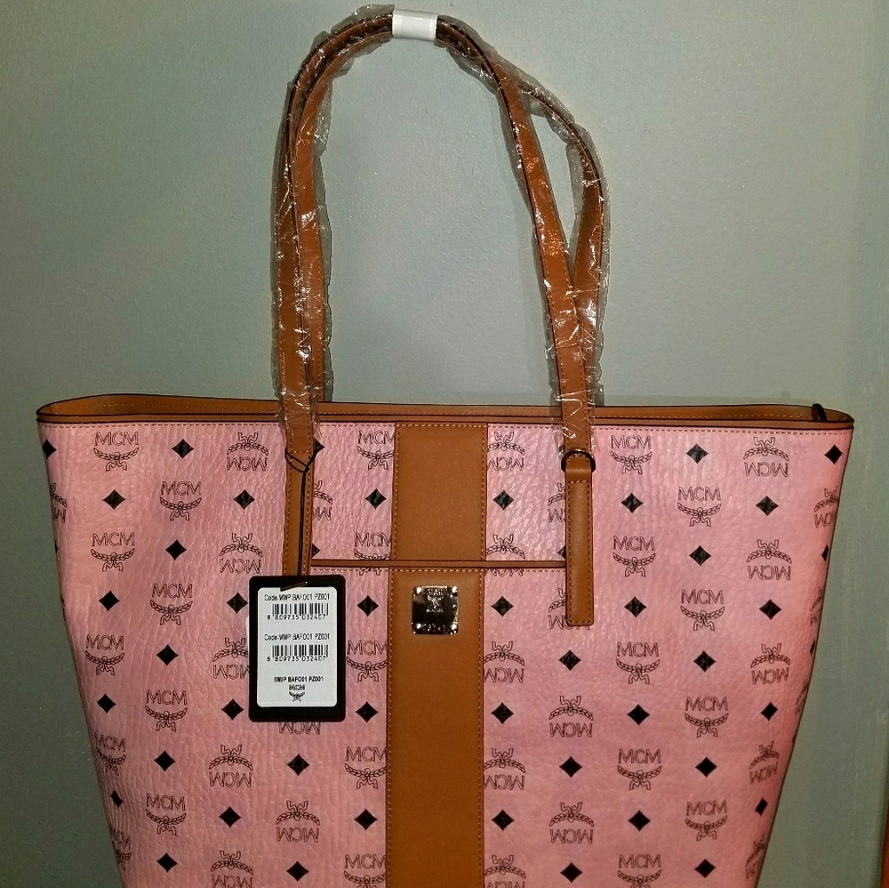 MCM ANYA MEDIUM ZIP TOTE